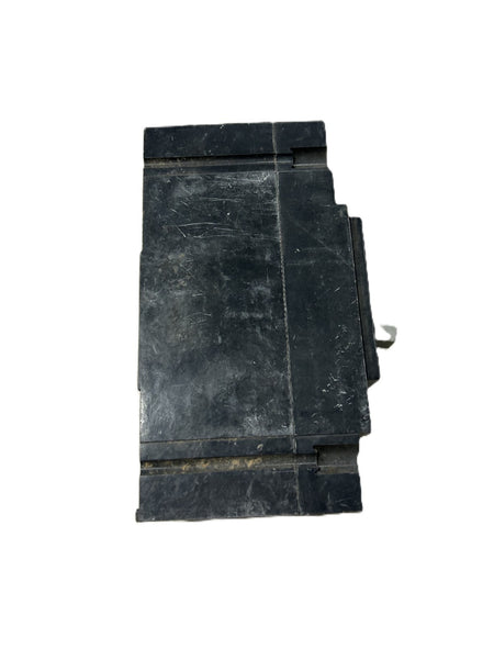 8958048