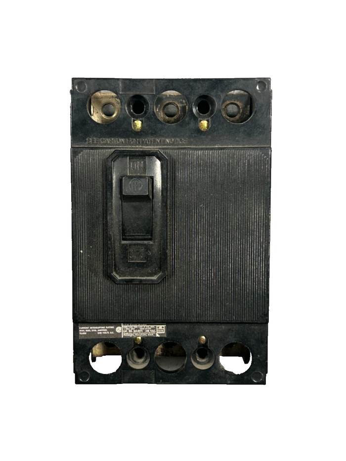 8916369
