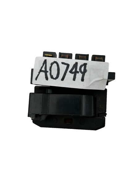 7431955