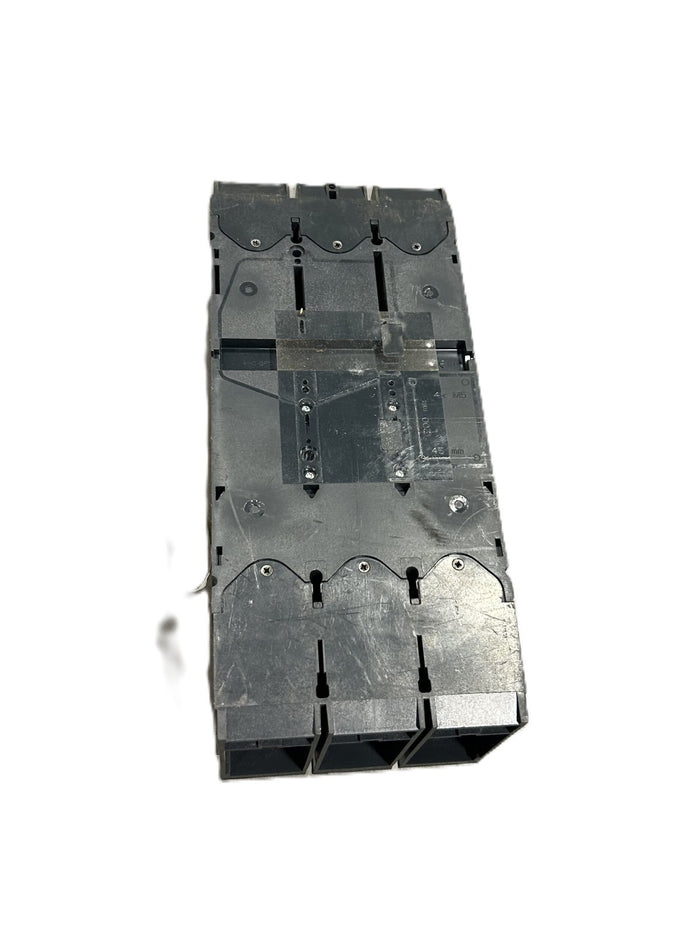 8652008
