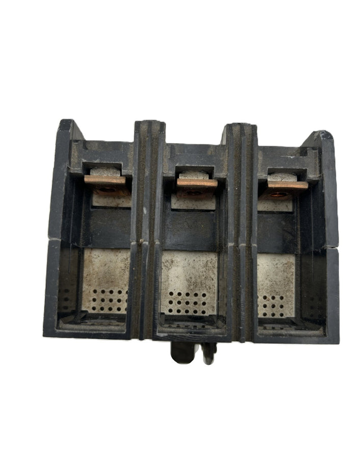 9037661