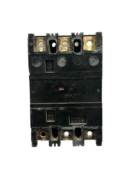 8916369