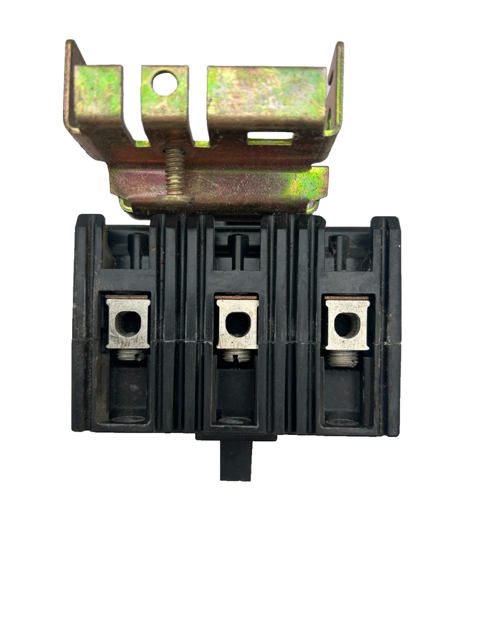 9044198