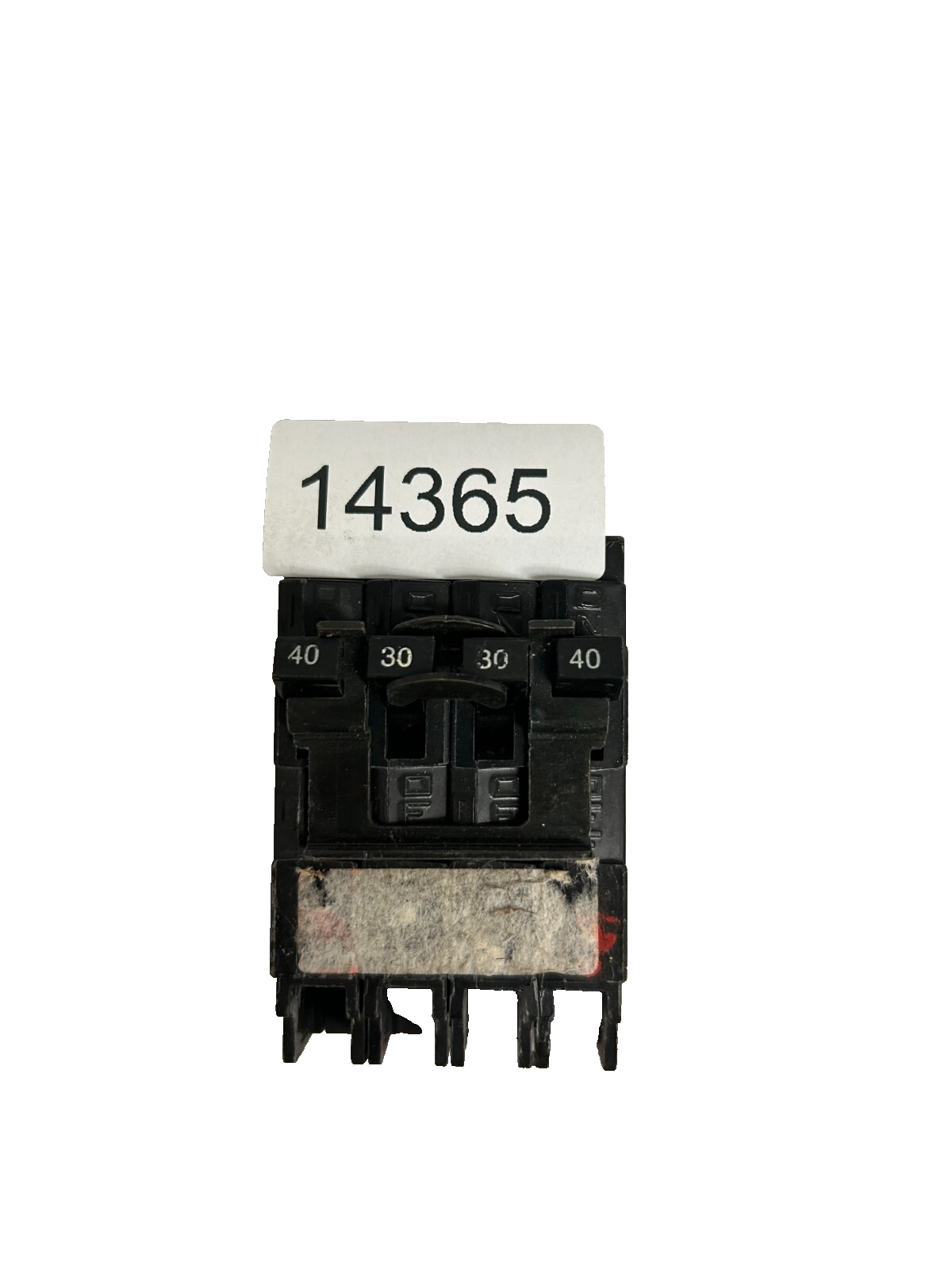 7431121
