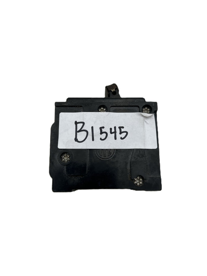 8956563