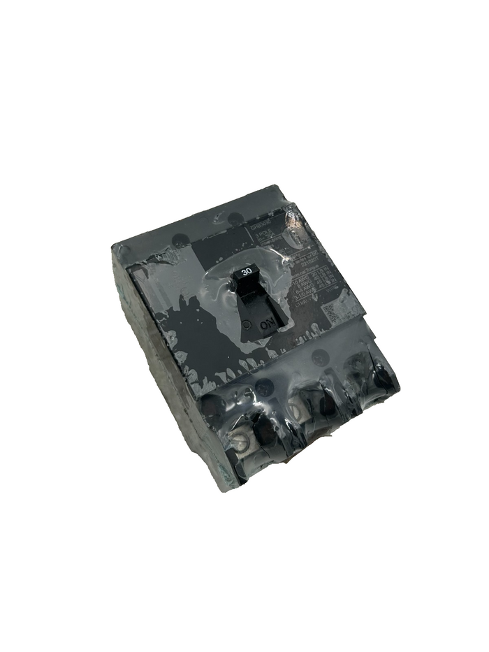 8704895