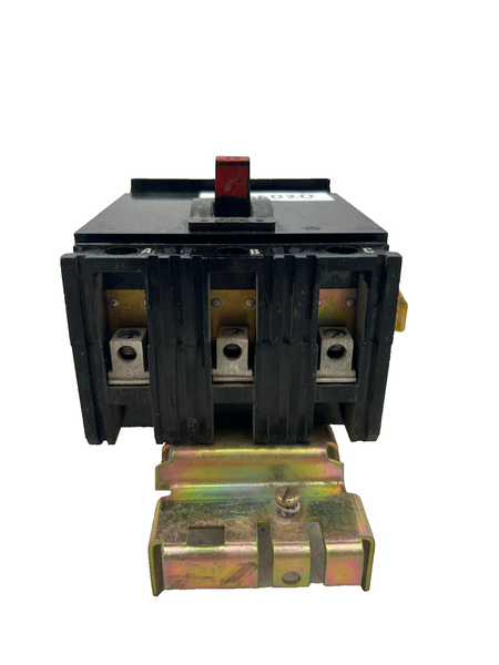 8903781