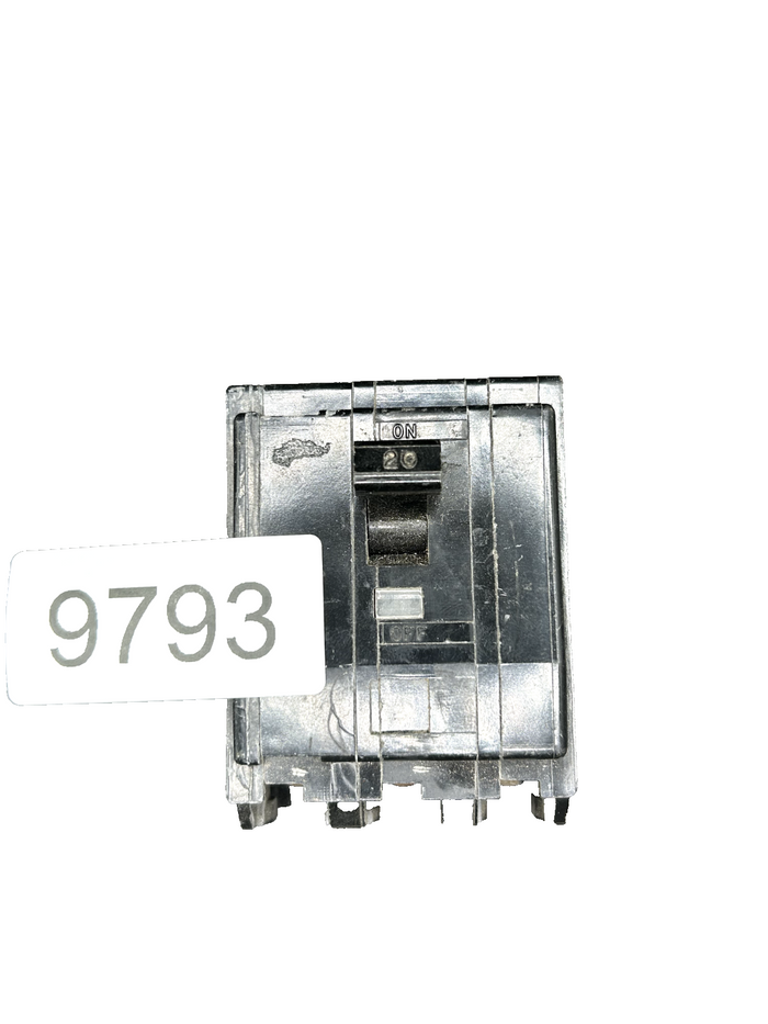 7445318