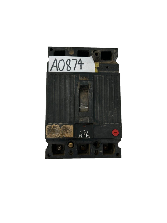 7432572