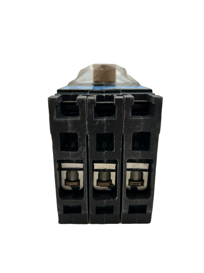 8972069