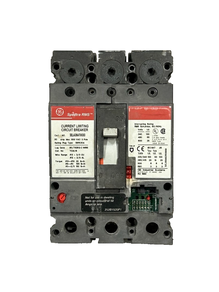 8929561