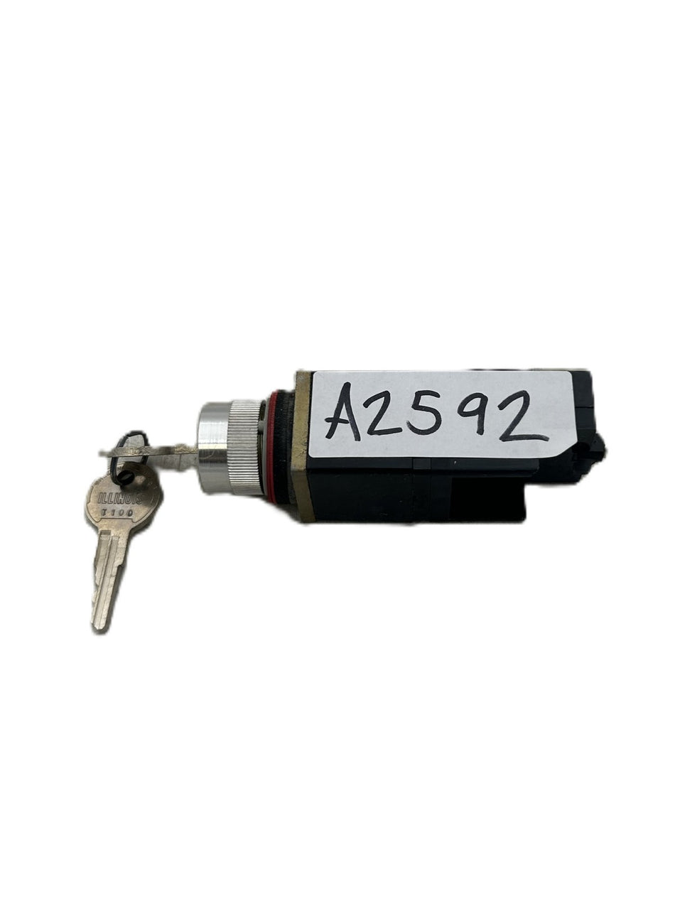 8936004