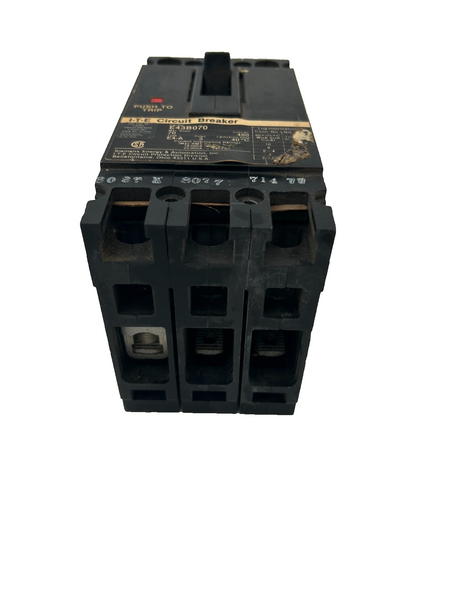 7431087