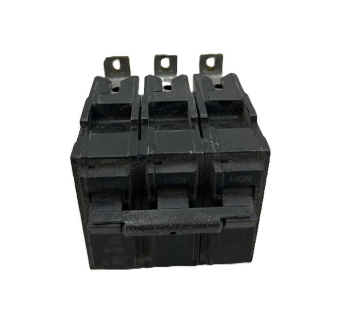8954135