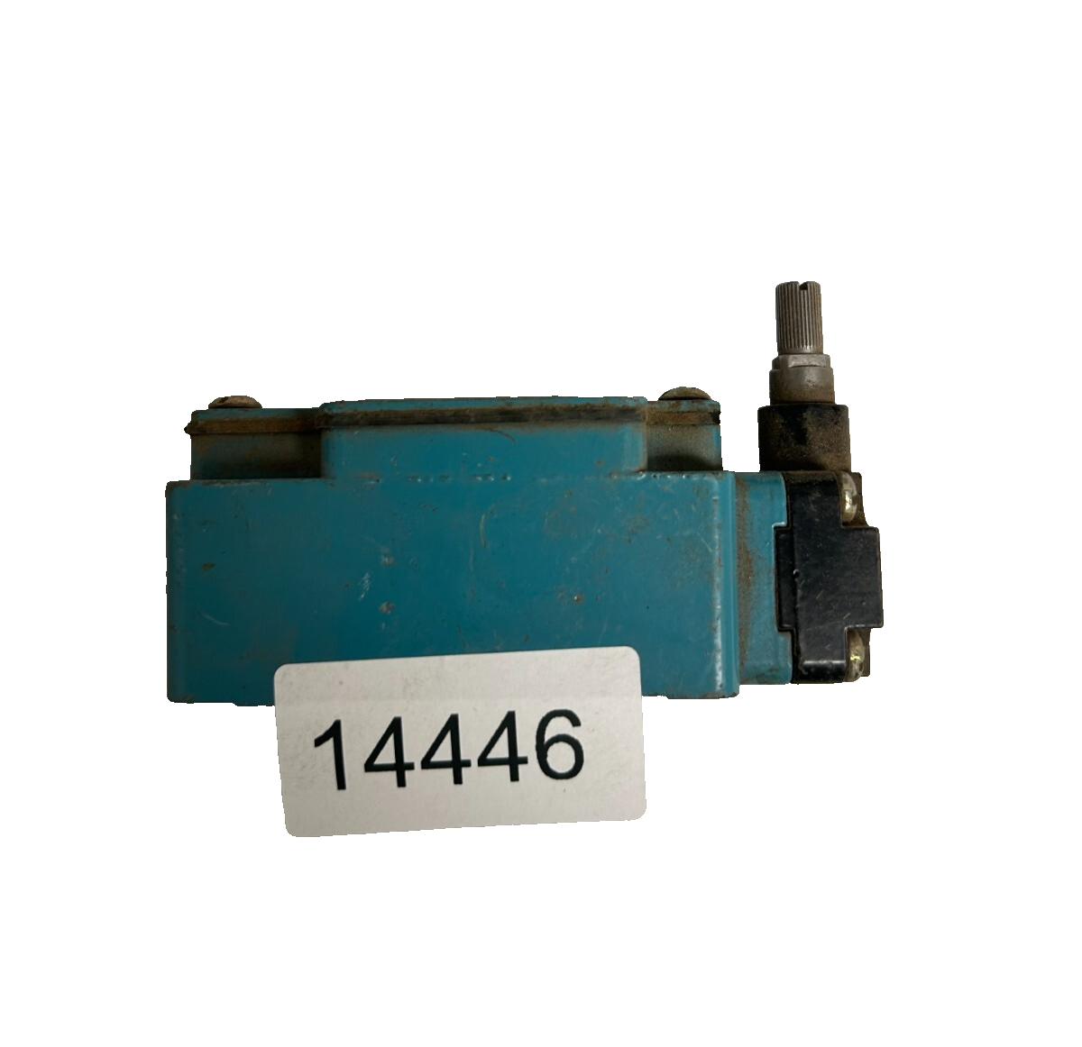 7431189