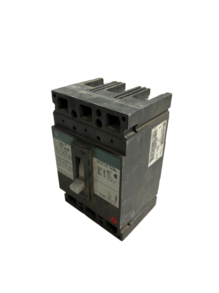 8976759