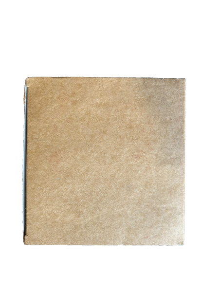 7895698
