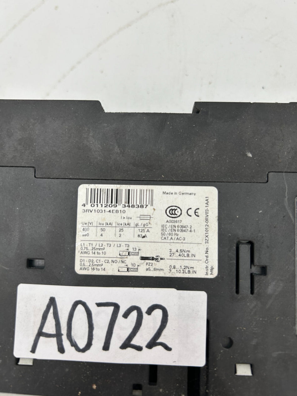7432808