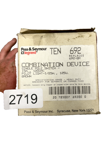 7447073