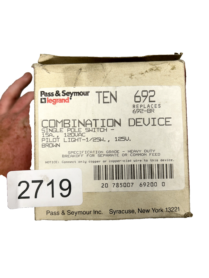 7447073