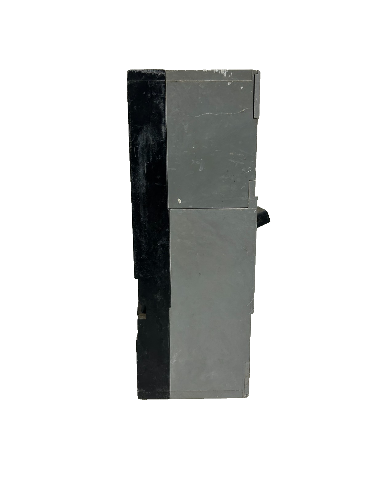 8961320