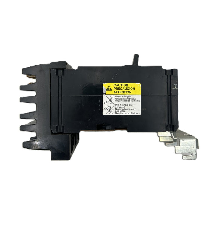 8995021