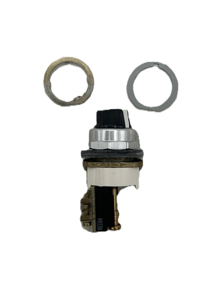 8938004