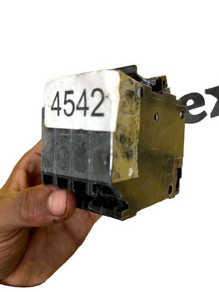 7447731
