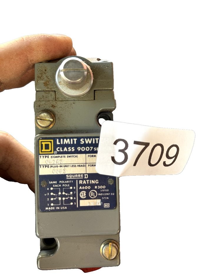 7443943