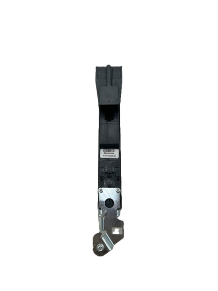 8946901