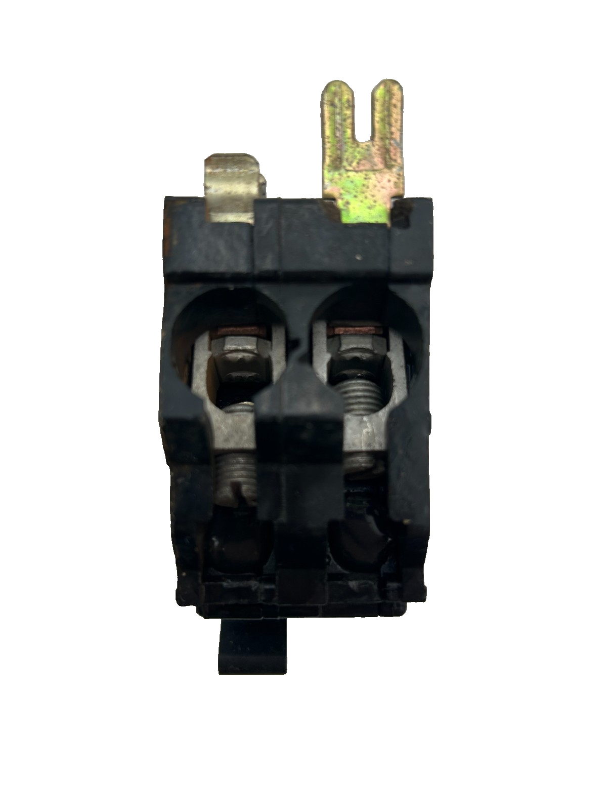 9046829