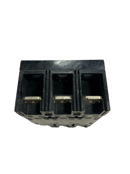 8963400