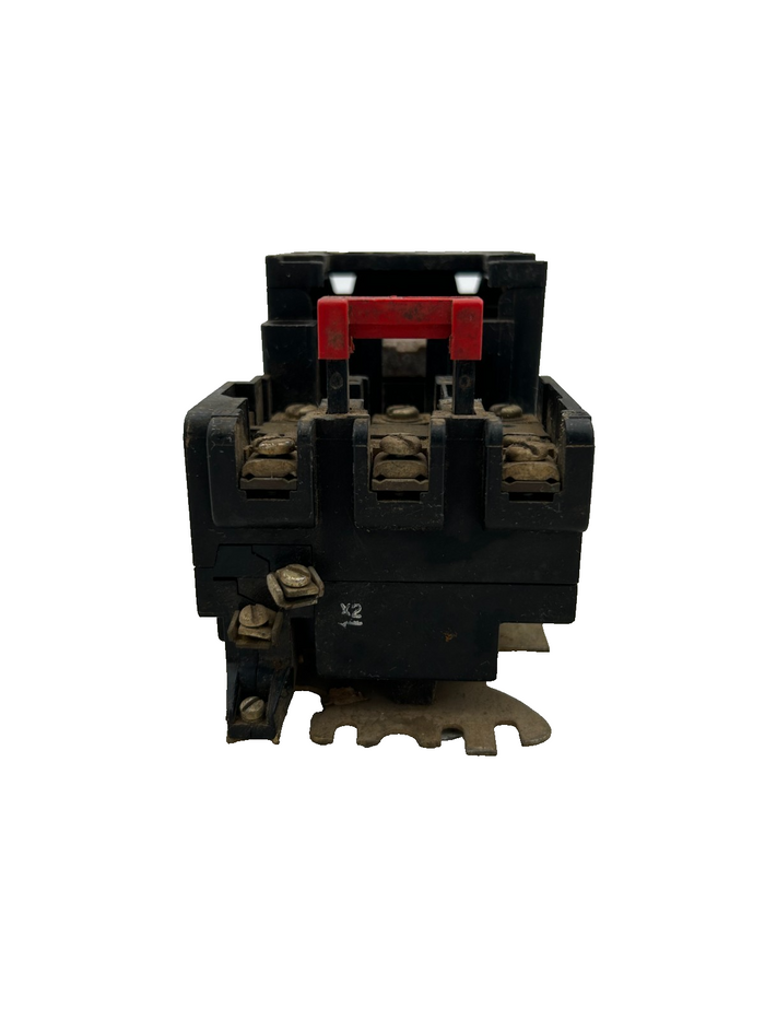 9043679