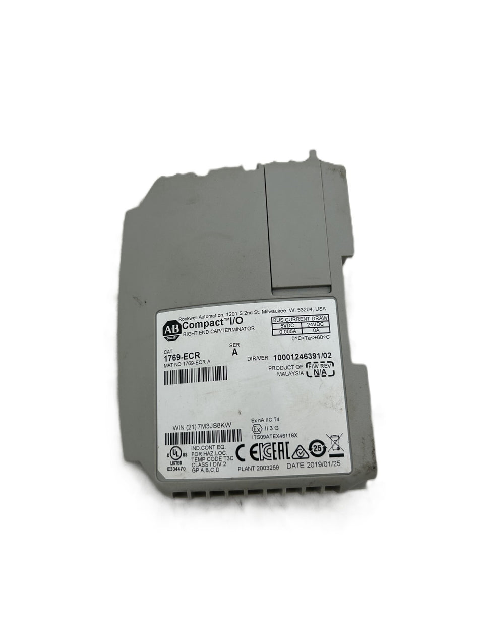 8851084