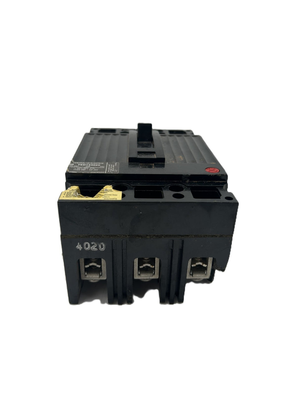 8940153