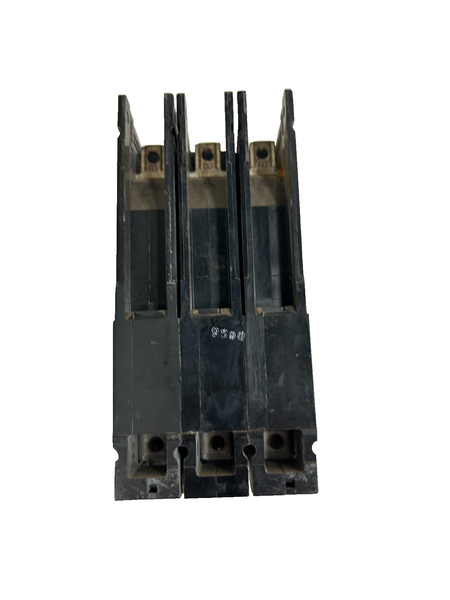 8961096