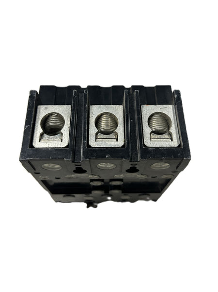 8958044