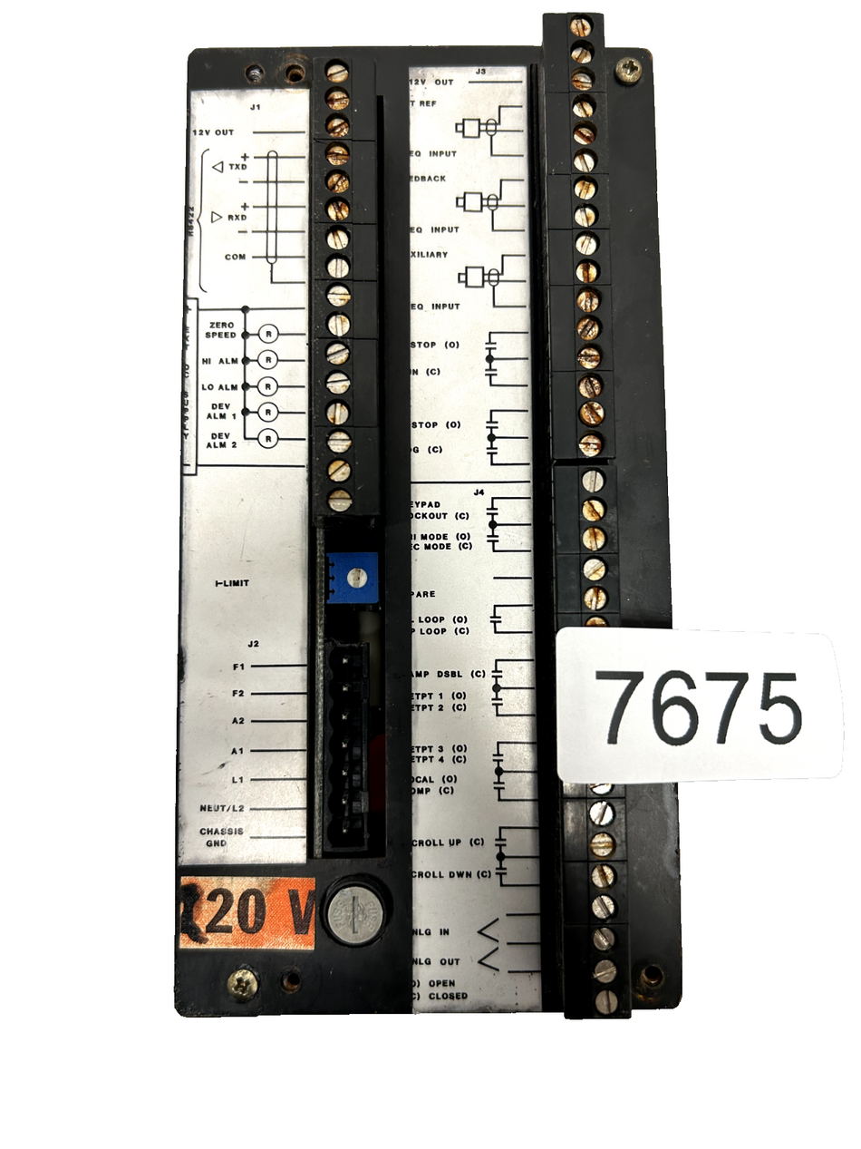 7433071