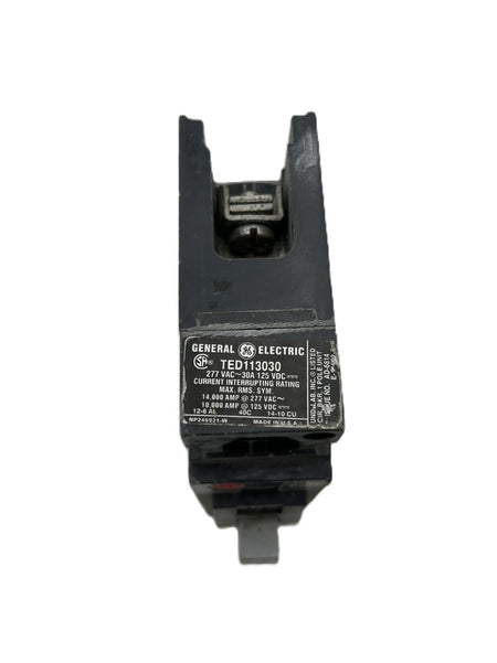 8985143