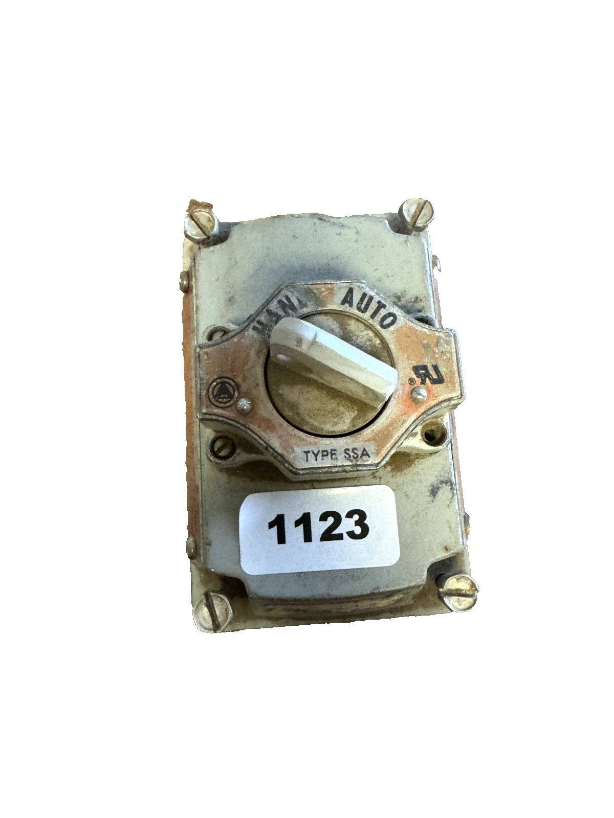 7443532