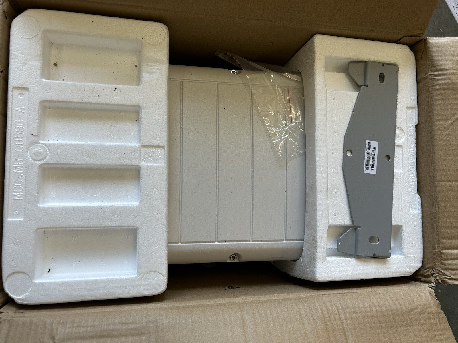 SolarEdge SESUKUSR0INNN4 3Ph Solar Grid Tied Commercial Secondary Inve ...