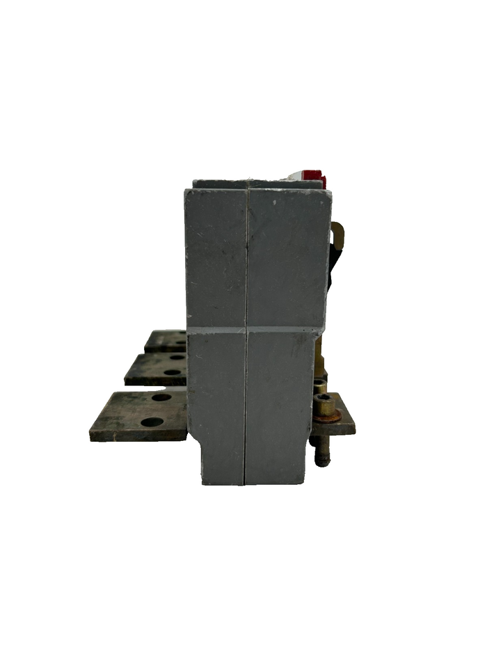 8884304