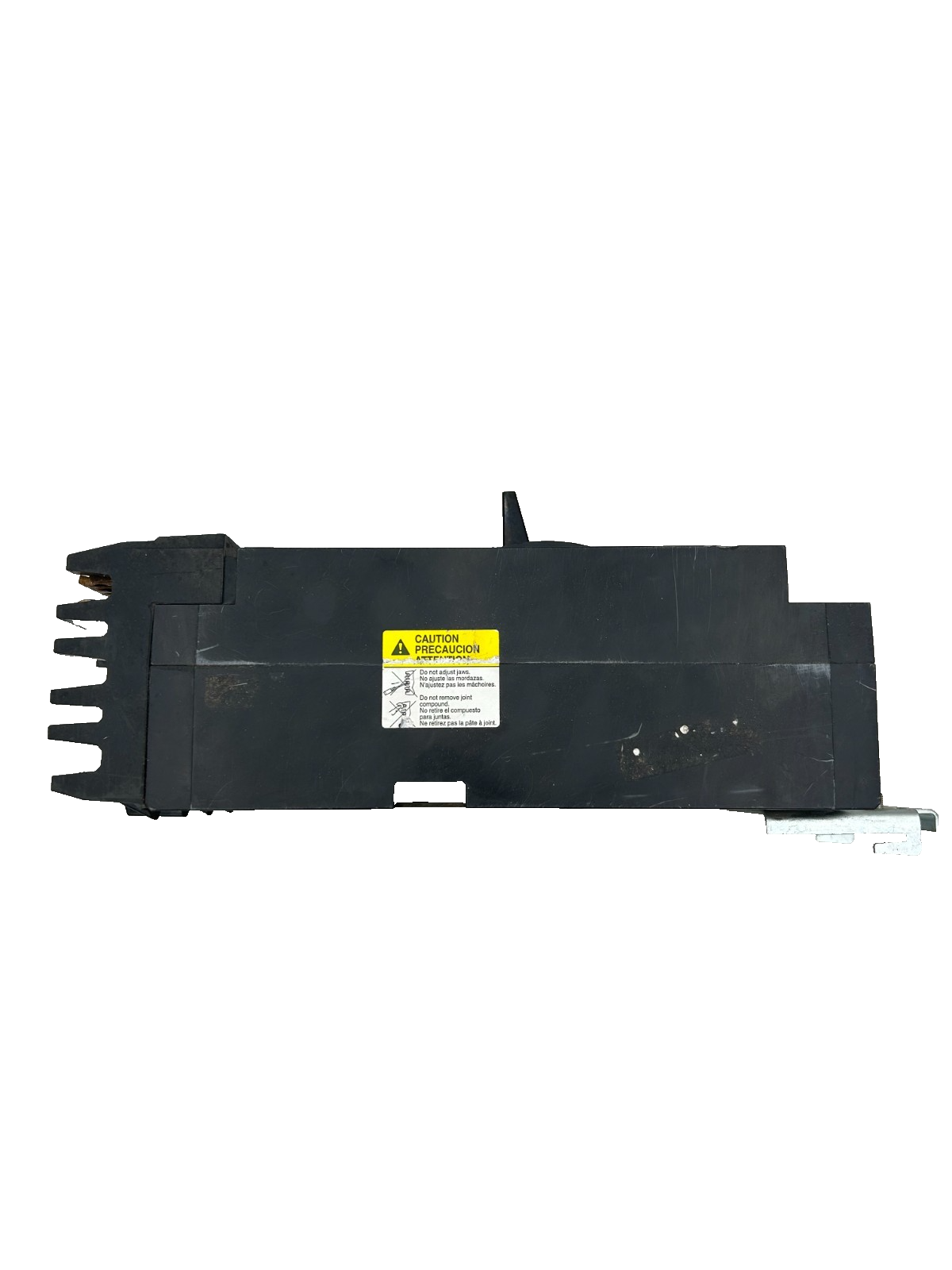 8938100