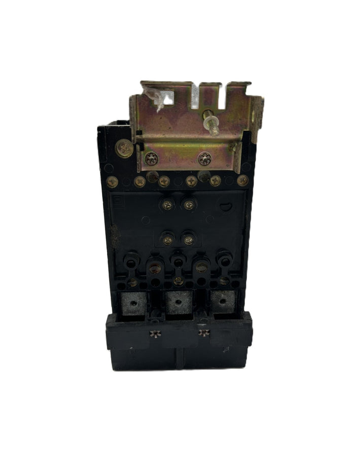 8952828