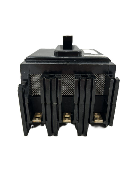8972043