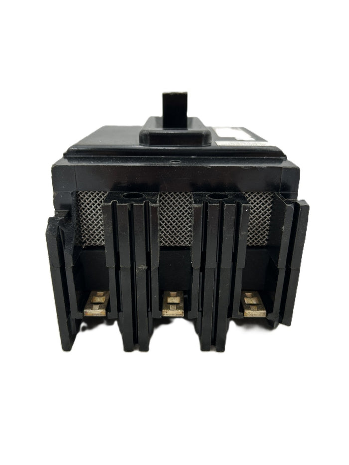 8972043
