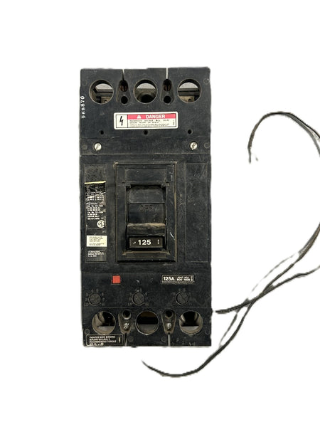 8915312