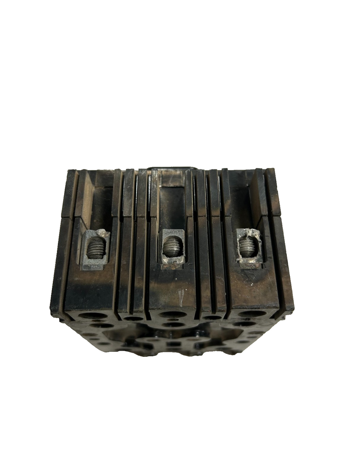 8988537
