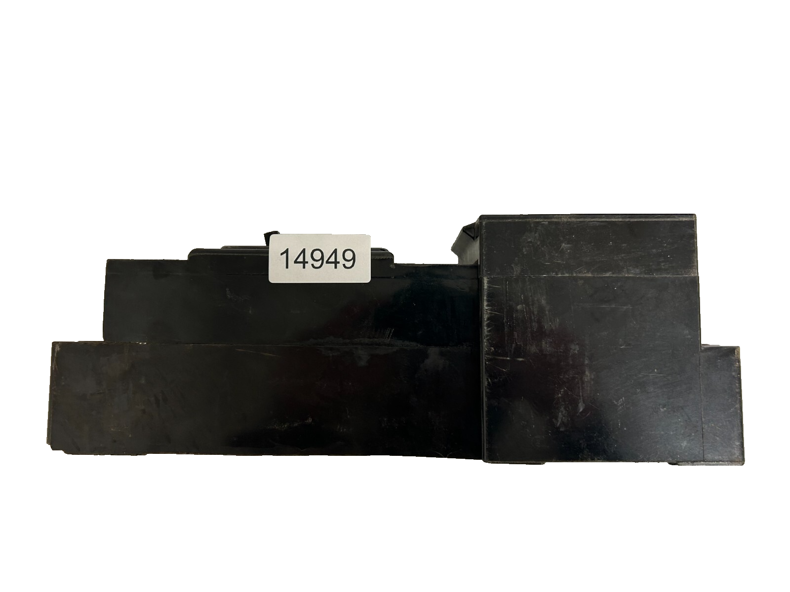 7432843