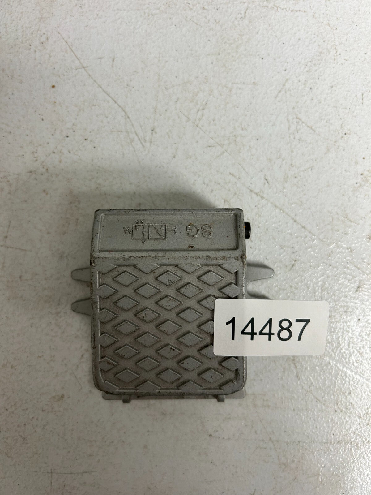 7447480